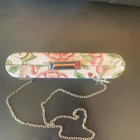 Floral Crossbody Bag with Chain Strap - Picture 5 of 9